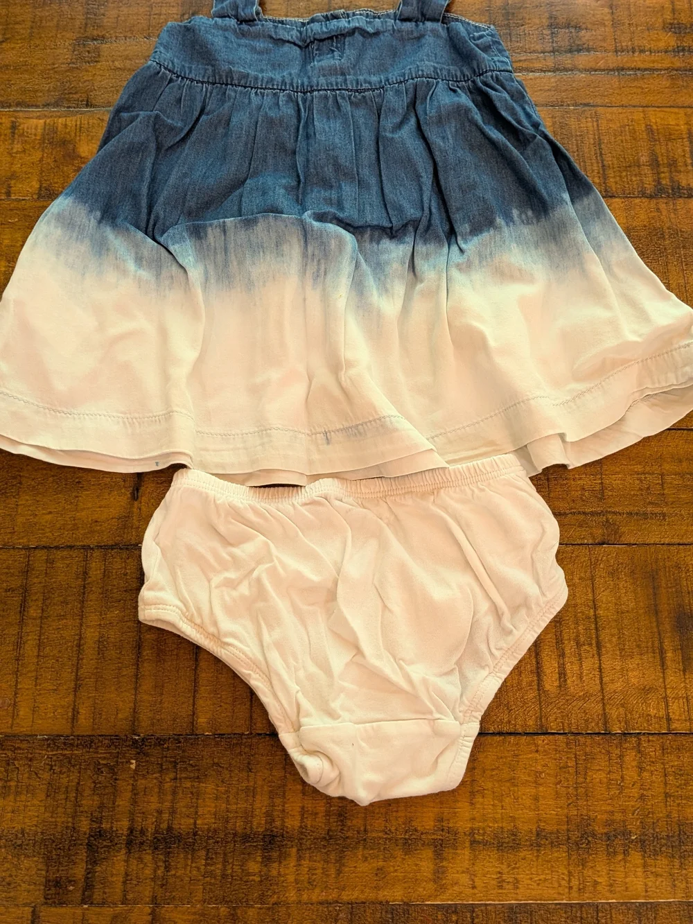 GAP soft blue
